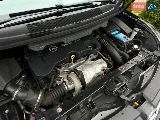 Черный Опель Зафира, объемом двигателя 2 л и пробегом 201 тыс. км за 13500 $, фото 15 на Automoto.ua