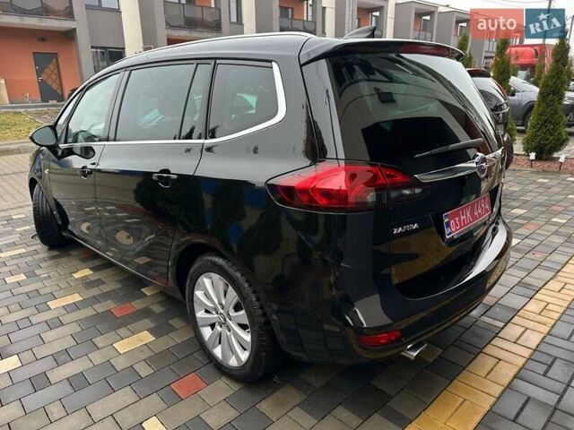 Черный Опель Зафира, объемом двигателя 2 л и пробегом 201 тыс. км за 13500 $, фото 6 на Automoto.ua