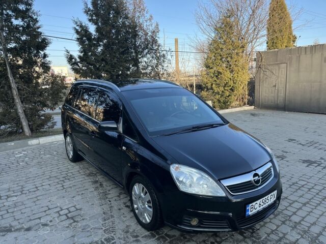 Черный Опель Зафира, объемом двигателя 1.6 л и пробегом 250 тыс. км за 6300 $, фото 19 на Automoto.ua