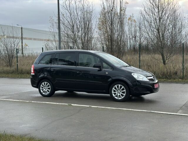 Черный Опель Зафира, объемом двигателя 1.6 л и пробегом 183 тыс. км за 6500 $, фото 5 на Automoto.ua