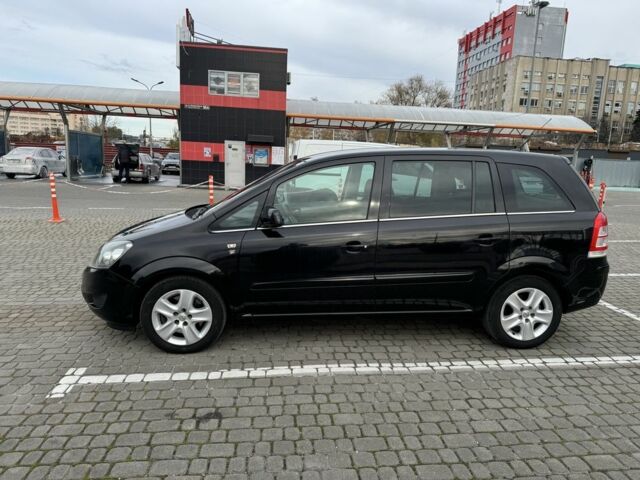 Черный Опель Зафира, объемом двигателя 2.2 л и пробегом 260 тыс. км за 6900 $, фото 2 на Automoto.ua