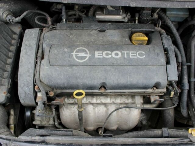 Черный Опель Зафира, объемом двигателя 1.8 л и пробегом 220 тыс. км за 7499 $, фото 22 на Automoto.ua