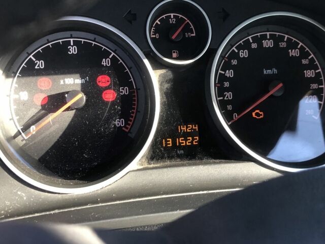 Чорний Опель Зафіра, об'ємом двигуна 0 л та пробігом 13 тис. км за 6650 $, фото 7 на Automoto.ua