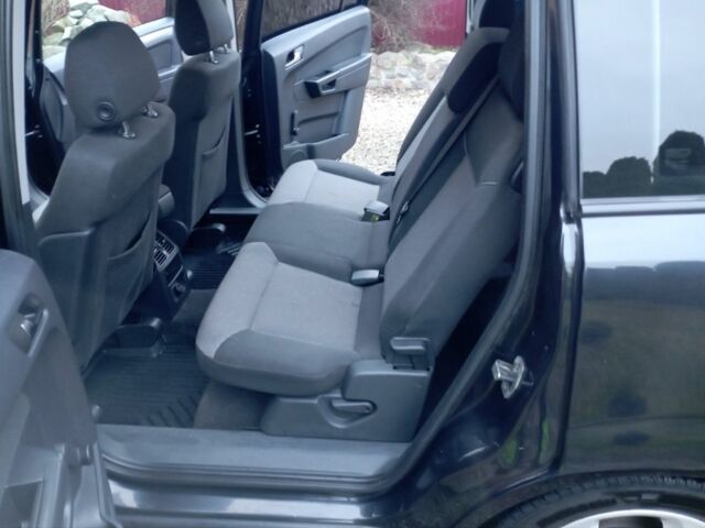 Чорний Опель Зафіра, об'ємом двигуна 0 л та пробігом 266 тис. км за 7800 $, фото 7 на Automoto.ua