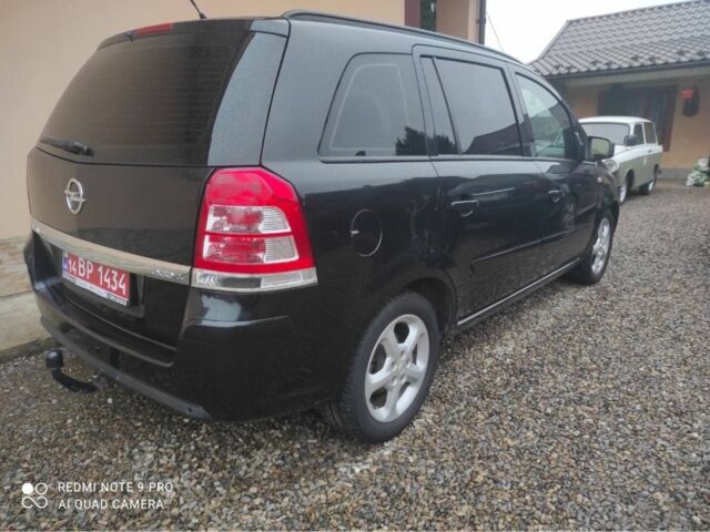 Чорний Опель Зафіра, об'ємом двигуна 0 л та пробігом 266 тис. км за 7800 $, фото 3 на Automoto.ua