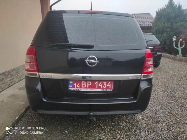Чорний Опель Зафіра, об'ємом двигуна 0 л та пробігом 266 тис. км за 7800 $, фото 4 на Automoto.ua