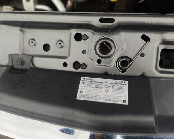 Коричневий Опель Зафіра, об'ємом двигуна 1.7 л та пробігом 232 тис. км за 8200 $, фото 46 на Automoto.ua