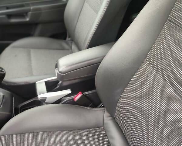 Коричневий Опель Зафіра, об'ємом двигуна 1.7 л та пробігом 232 тис. км за 8200 $, фото 23 на Automoto.ua