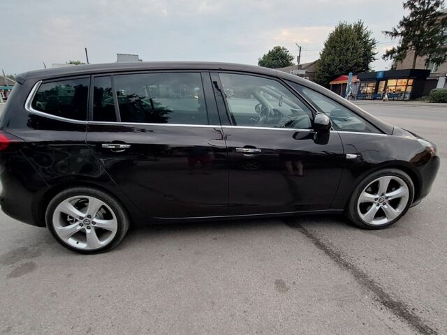 Коричневый Опель Зафира, объемом двигателя 2 л и пробегом 260 тыс. км за 10500 $, фото 7 на Automoto.ua