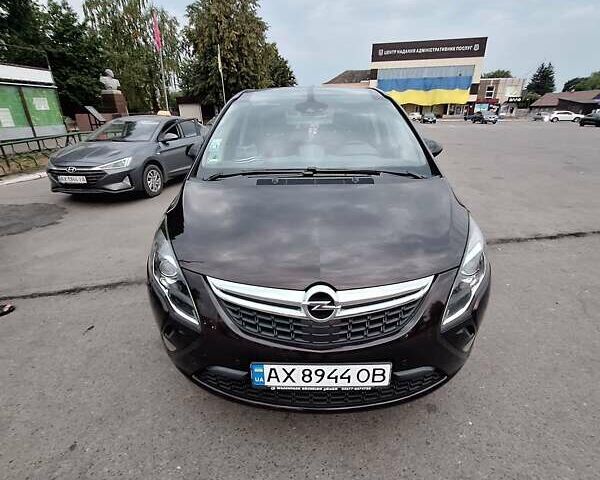Коричневий Опель Зафіра, об'ємом двигуна 1.96 л та пробігом 276 тис. км за 10800 $, фото 7 на Automoto.ua