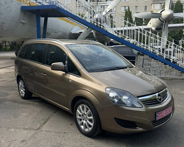 Опель Зафира 2012 в Луцке на Automoto.ua Коричневый Опель Зафира, объемом двигателя 1.6 л и пробегом 225 тыс. км за 7900 $, фото 9 на Automoto.ua