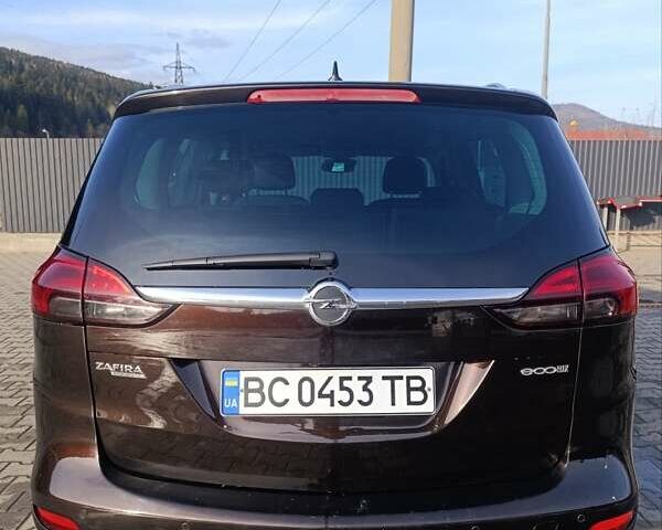 Коричневый Опель Зафира, объемом двигателя 2 л и пробегом 230 тыс. км за 10608 $, фото 4 на Automoto.ua