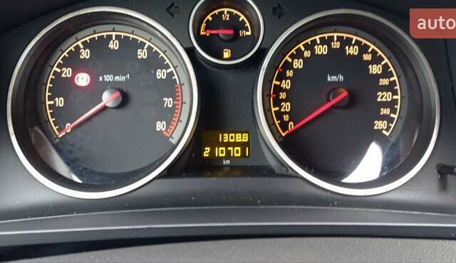 Коричневый Опель Зафира, объемом двигателя 0 л и пробегом 210 тыс. км за 9250 $, фото 7 на Automoto.ua