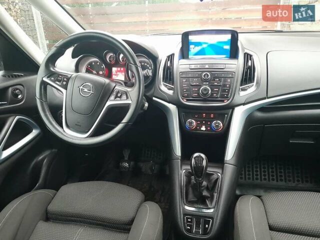 Коричневый Опель Зафира, объемом двигателя 1.6 л и пробегом 272 тыс. км за 8300 $, фото 10 на Automoto.ua