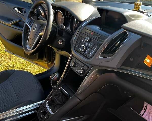 Опель Зафира 2014 в Ивано-Франковске на Automoto.ua Коричневый Опель Зафира, объемом двигателя 1.96 л и пробегом 218 тыс. км за 10350 $, фото 17 на Automoto.ua