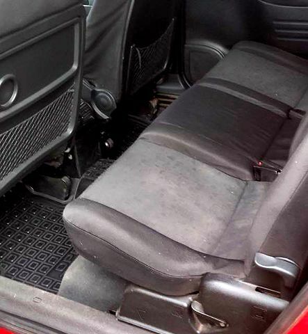 Червоний Опель Зафіра, об'ємом двигуна 1.8 л та пробігом 330 тис. км за 3800 $, фото 7 на Automoto.ua