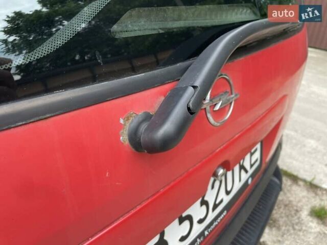 Червоний Опель Зафіра, об'ємом двигуна 1.8 л та пробігом 200 тис. км за 3500 $, фото 1 на Automoto.ua