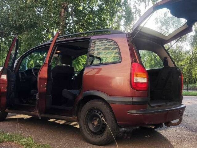 Красный Опель Зафира, объемом двигателя 1.6 л и пробегом 290 тыс. км за 3600 $, фото 1 на Automoto.ua