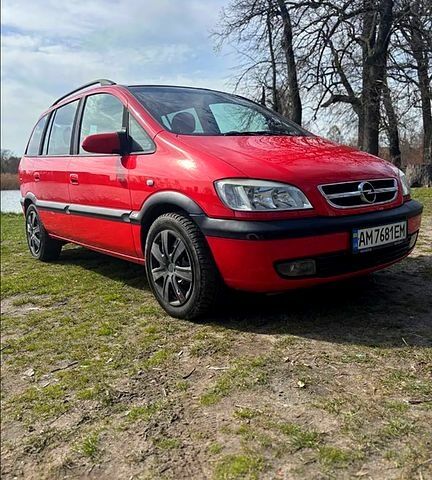 Красный Опель Зафира, объемом двигателя 1.8 л и пробегом 280 тыс. км за 4700 $, фото 1 на Automoto.ua