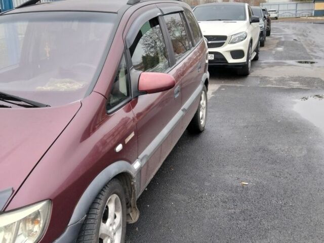 Красный Опель Зафира, объемом двигателя 0 л и пробегом 300 тыс. км за 2200 $, фото 1 на Automoto.ua