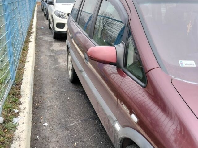 Красный Опель Зафира, объемом двигателя 0 л и пробегом 300 тыс. км за 2200 $, фото 2 на Automoto.ua