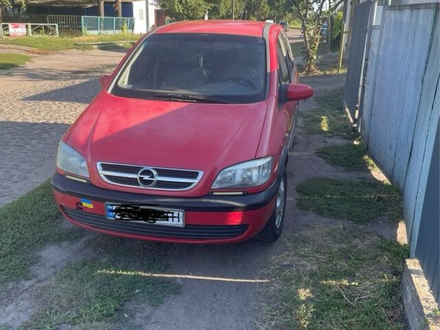 Красный Опель Зафира, объемом двигателя 2.2 л и пробегом 280 тыс. км за 2650 $, фото 3 на Automoto.ua