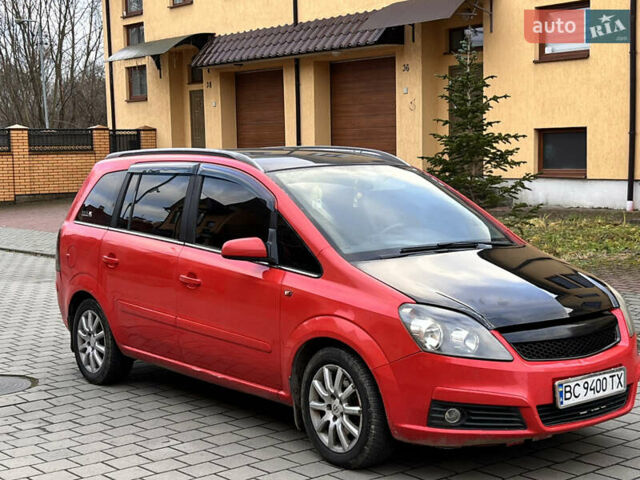 Красный Опель Зафира, объемом двигателя 1.91 л и пробегом 280 тыс. км за 3950 $, фото 2 на Automoto.ua