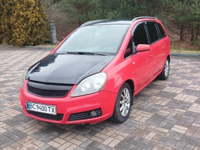 Красный Опель Зафира, объемом двигателя 1.9 л и пробегом 287 тыс. км за 3700 $, фото 1 на Automoto.ua