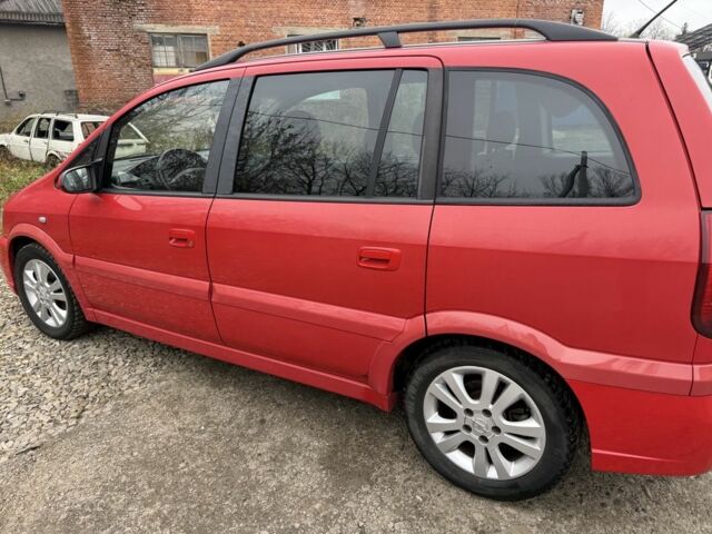 Красный Опель Зафира, объемом двигателя 2.2 л и пробегом 300 тыс. км за 1850 $, фото 3 на Automoto.ua