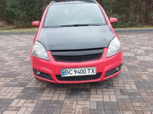 Красный Опель Зафира, объемом двигателя 1.9 л и пробегом 287 тыс. км за 3700 $, фото 2 на Automoto.ua