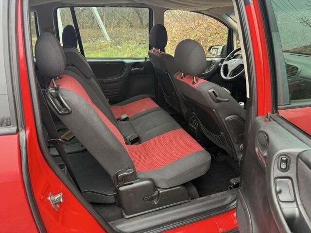 Красный Опель Зафира, объемом двигателя 2.2 л и пробегом 300 тыс. км за 1850 $, фото 5 на Automoto.ua