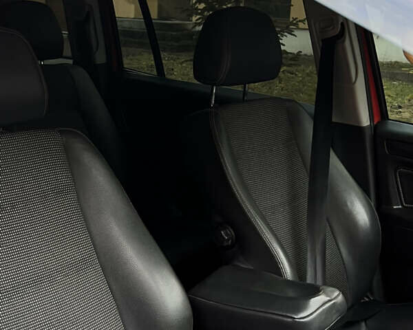 Красный Опель Зафира, объемом двигателя 1.91 л и пробегом 280 тыс. км за 3950 $, фото 8 на Automoto.ua