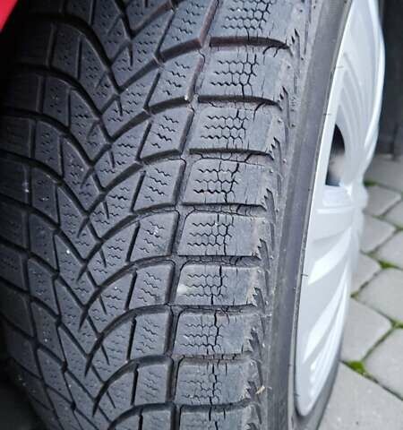 Красный Опель Зафира, объемом двигателя 1.9 л и пробегом 375 тыс. км за 4900 $, фото 8 на Automoto.ua