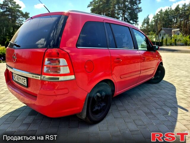 Червоний Опель Зафіра, об'ємом двигуна 1.9 л та пробігом 390 тис. км за 4700 $, фото 4 на Automoto.ua