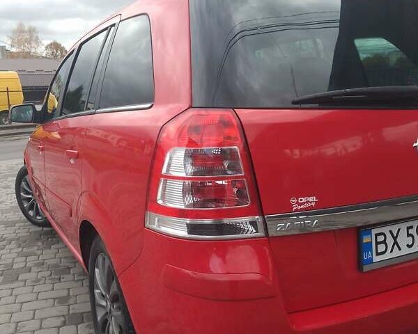 Красный Опель Зафира, объемом двигателя 1.69 л и пробегом 270 тыс. км за 6700 $, фото 10 на Automoto.ua