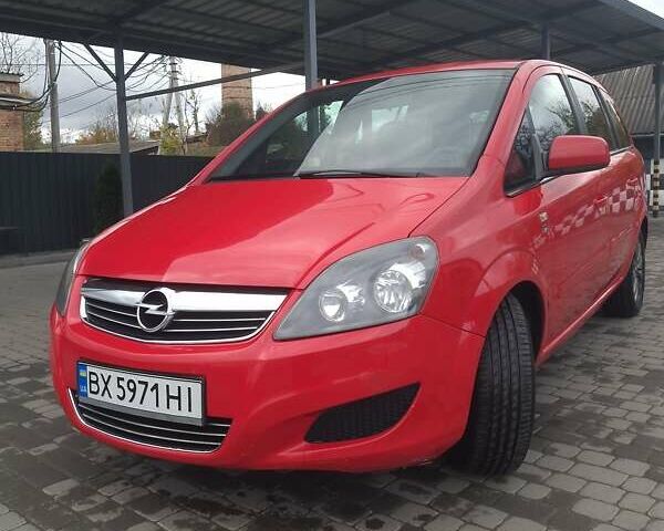 Красный Опель Зафира, объемом двигателя 1.69 л и пробегом 270 тыс. км за 6700 $, фото 8 на Automoto.ua