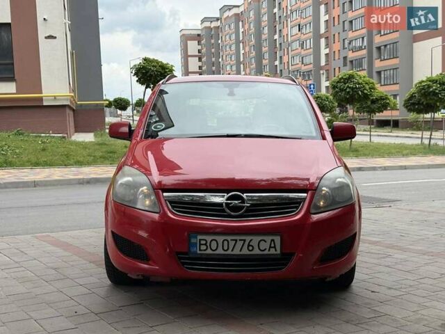 Красный Опель Зафира, объемом двигателя 1.7 л и пробегом 255 тыс. км за 6500 $, фото 7 на Automoto.ua