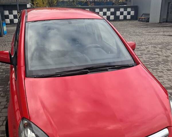 Красный Опель Зафира, объемом двигателя 1.69 л и пробегом 270 тыс. км за 6700 $, фото 4 на Automoto.ua