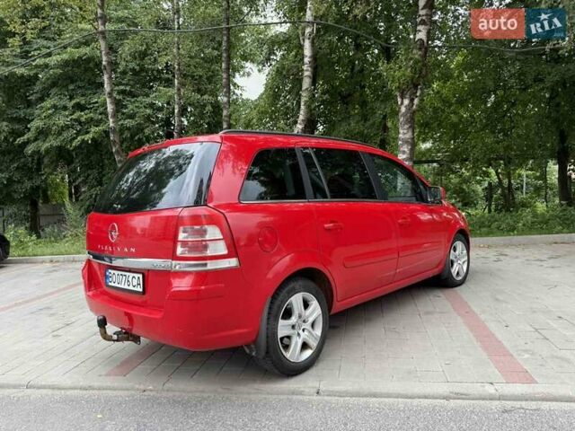 Красный Опель Зафира, объемом двигателя 1.7 л и пробегом 255 тыс. км за 6500 $, фото 3 на Automoto.ua