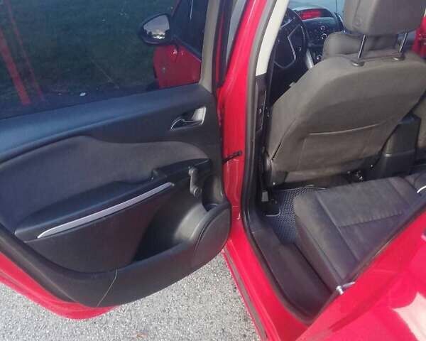 Червоний Опель Зафіра, об'ємом двигуна 2 л та пробігом 291 тис. км за 7999 $, фото 3 на Automoto.ua