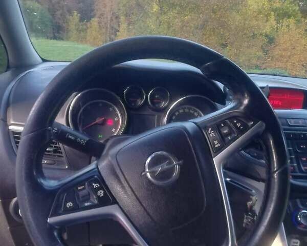 Червоний Опель Зафіра, об'ємом двигуна 2 л та пробігом 291 тис. км за 7999 $, фото 11 на Automoto.ua