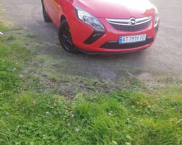 Червоний Опель Зафіра, об'ємом двигуна 2 л та пробігом 291 тис. км за 7999 $, фото 7 на Automoto.ua