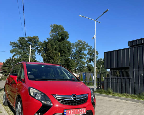 Опель Зафира 2014 в Львове на Automoto.ua Красный Опель Зафира, объемом двигателя 1.6 л и пробегом 146 тыс. км за 10499 $, фото 4 на Automoto.ua