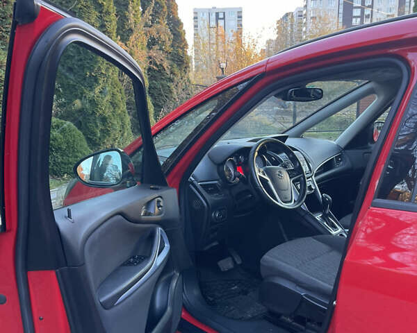 Красный Опель Зафира, объемом двигателя 1.6 л и пробегом 146 тыс. км за 10699 $, фото 19 на Automoto.ua