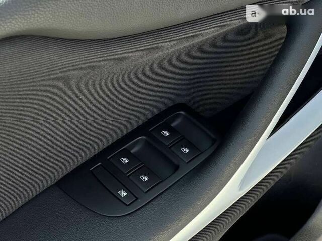 Опель Зафира, объемом двигателя 2 л и пробегом 151 тыс. км за 16200 $, фото 7 на Automoto.ua