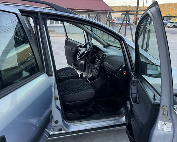 Опель Зафира, объемом двигателя 2 л и пробегом 240 тыс. км за 3450 $, фото 23 на Automoto.ua
