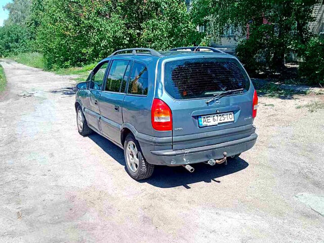 Опель Зафира, объемом двигателя 1.8 л и пробегом 415 тыс. км за 1600 $, фото 2 на Automoto.ua