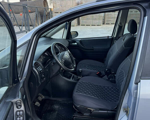 Опель Зафира, объемом двигателя 2 л и пробегом 240 тыс. км за 3450 $, фото 18 на Automoto.ua