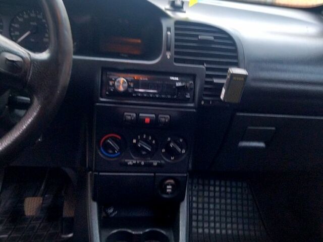 Опель Зафіра, об'ємом двигуна 1.8 л та пробігом 200 тис. км за 3800 $, фото 3 на Automoto.ua