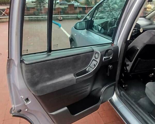 Опель Зафира, объемом двигателя 1.8 л и пробегом 290 тыс. км за 3500 $, фото 12 на Automoto.ua